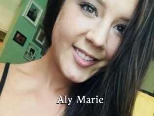 Aly_Marie