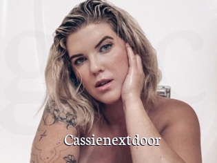 Cassienextdoor