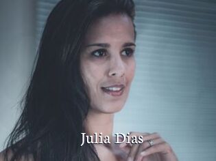 Julia_Dias