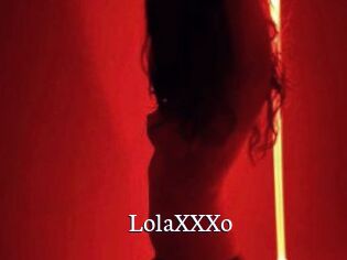 LolaXXXo