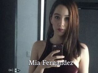 Mia_Fernandez