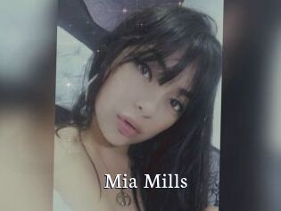 Mia_Mills