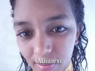 Miiasex1