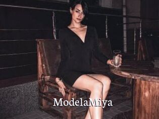 ModelaMiya