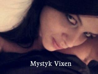 Mystyk_Vixen