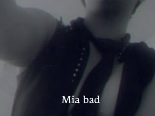 Mia_bad