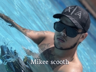 Mikee_scooth