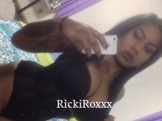 RickiRoxxx